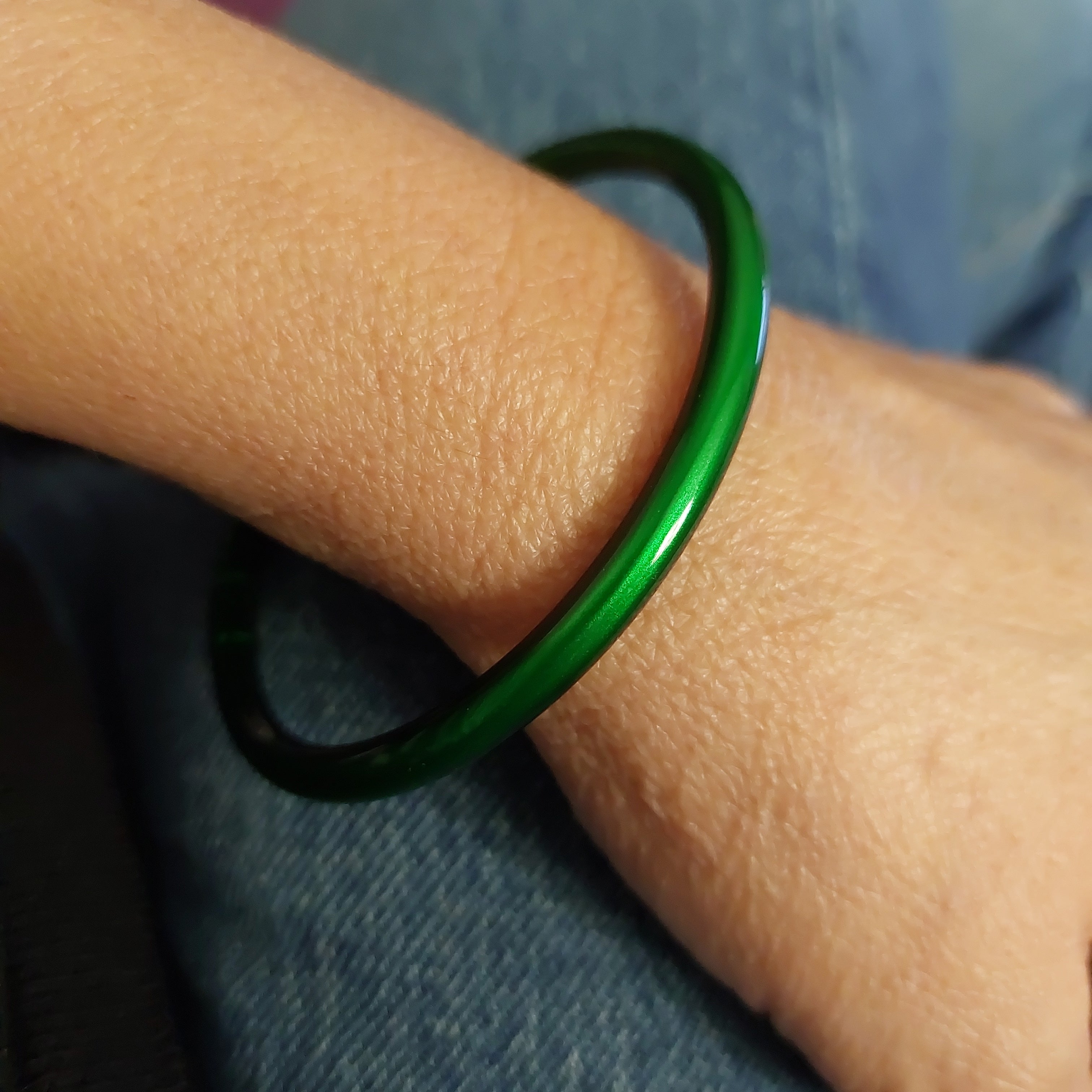 INEVA-BRACELET TIBETAIN-JONC TIBETAIN COULEUR-JONC PLASTIQUE DE COULEUR-JONC TIBETAIN SUR MARTIGUES