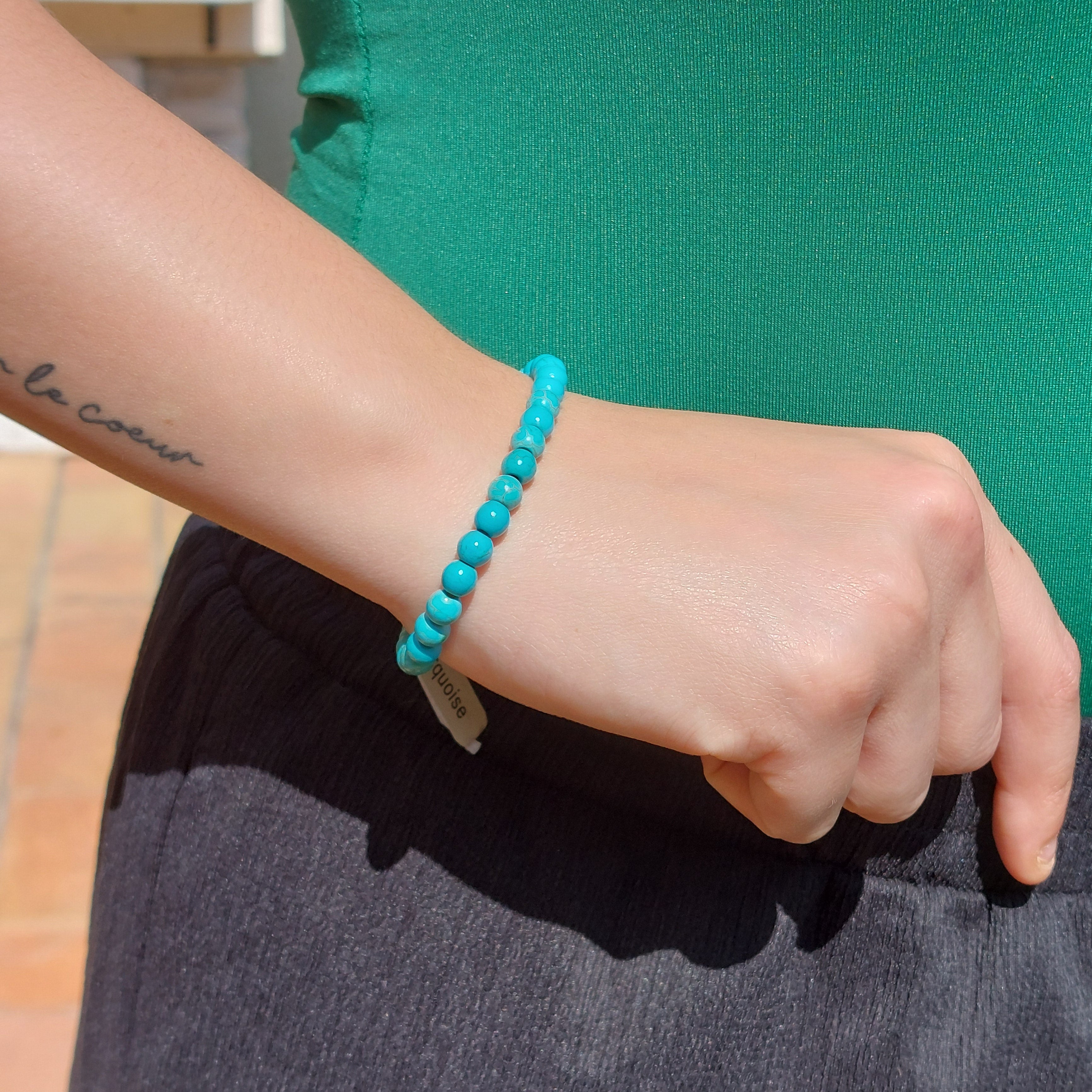 bracelet élastiqué de perles semi-précieuses en turquoise sur aix en provence