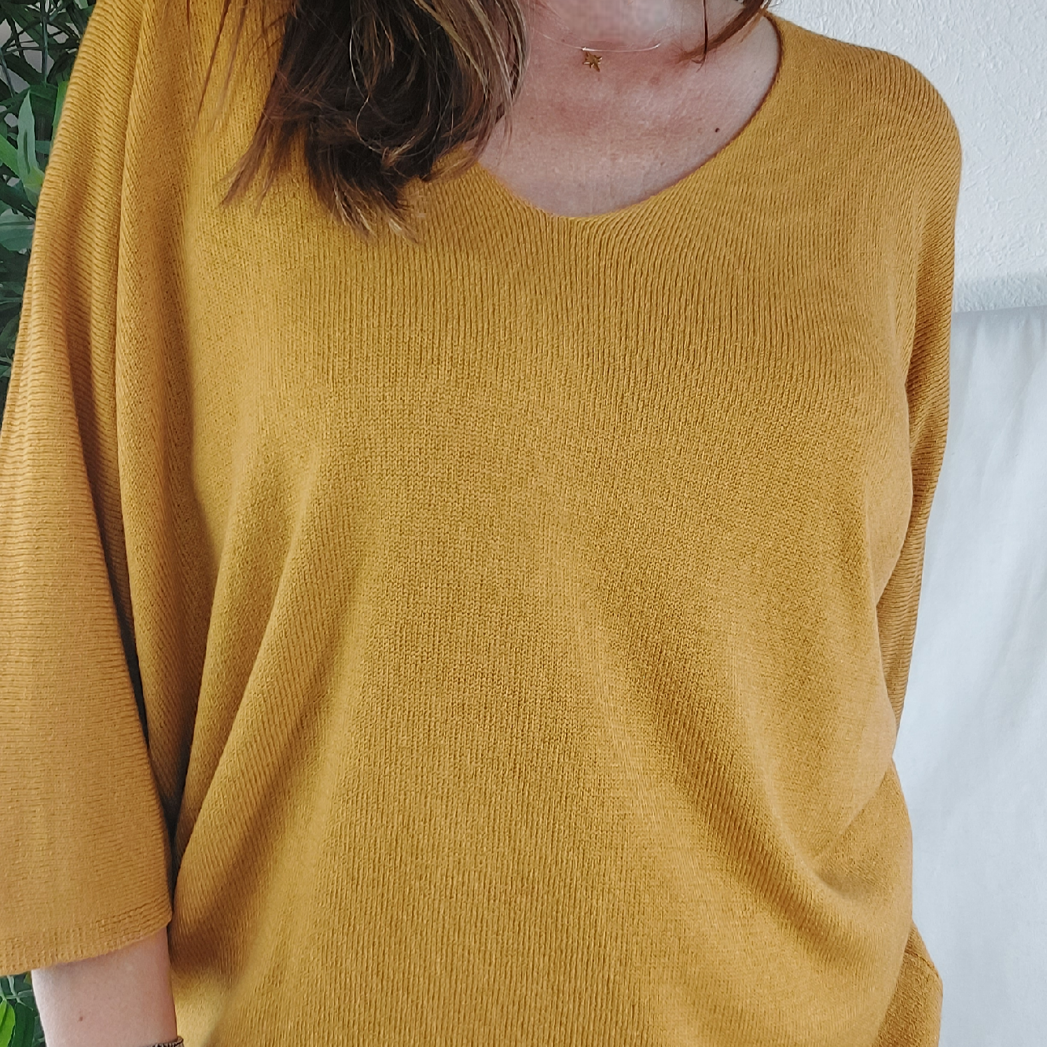 Pull MIREILLE moutarde col V oversized modal acrylique femme, best-seller ineva