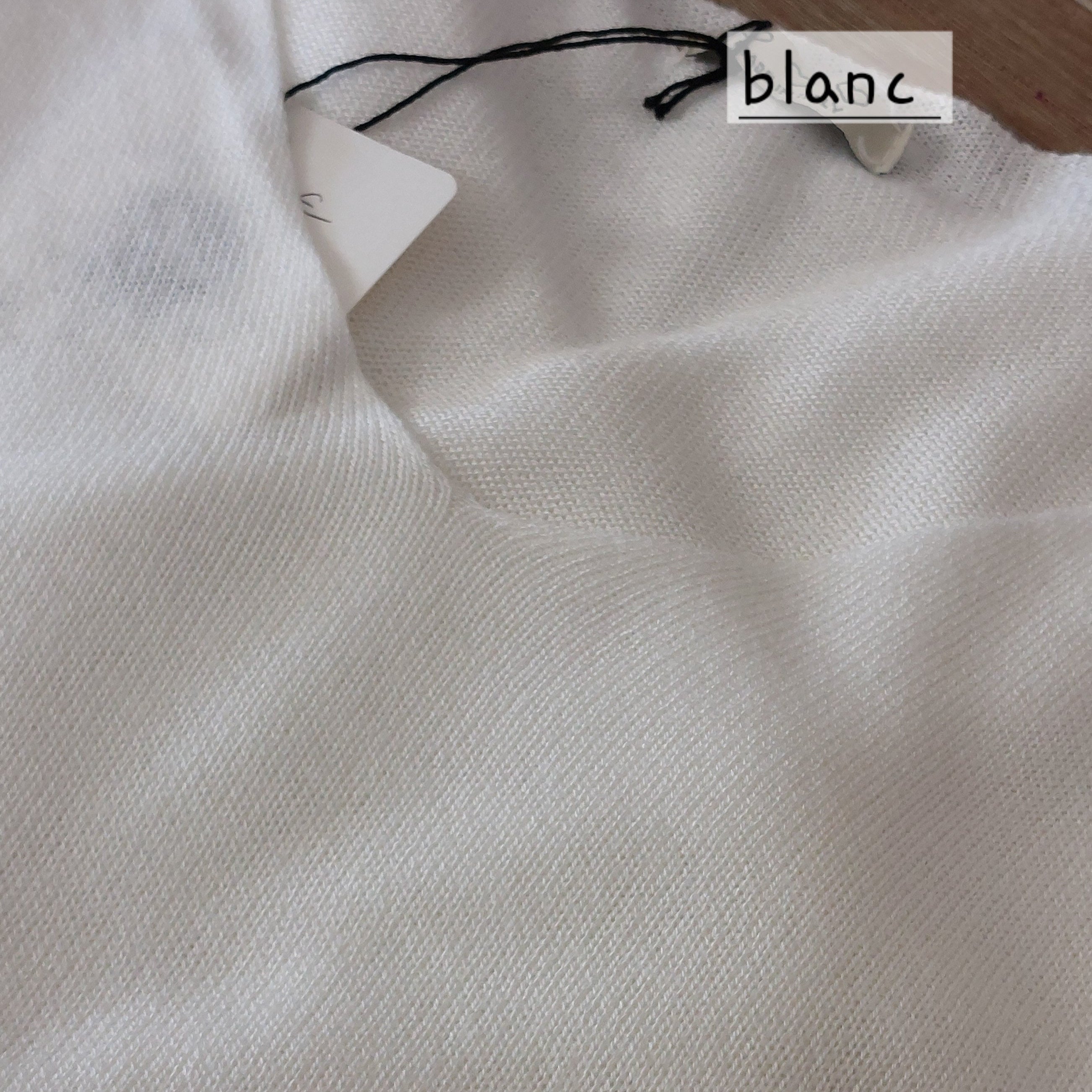 Pull MIREILLE blanc col V oversized manches chauve-souris femme, best-seller ineva