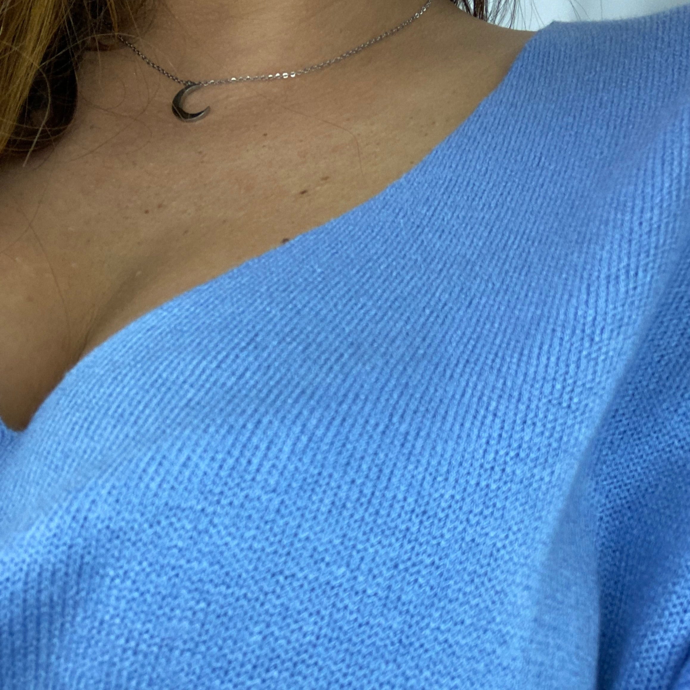Pull MIREILLE bleu col V oversized modal acrylique femme, best-seller ineva