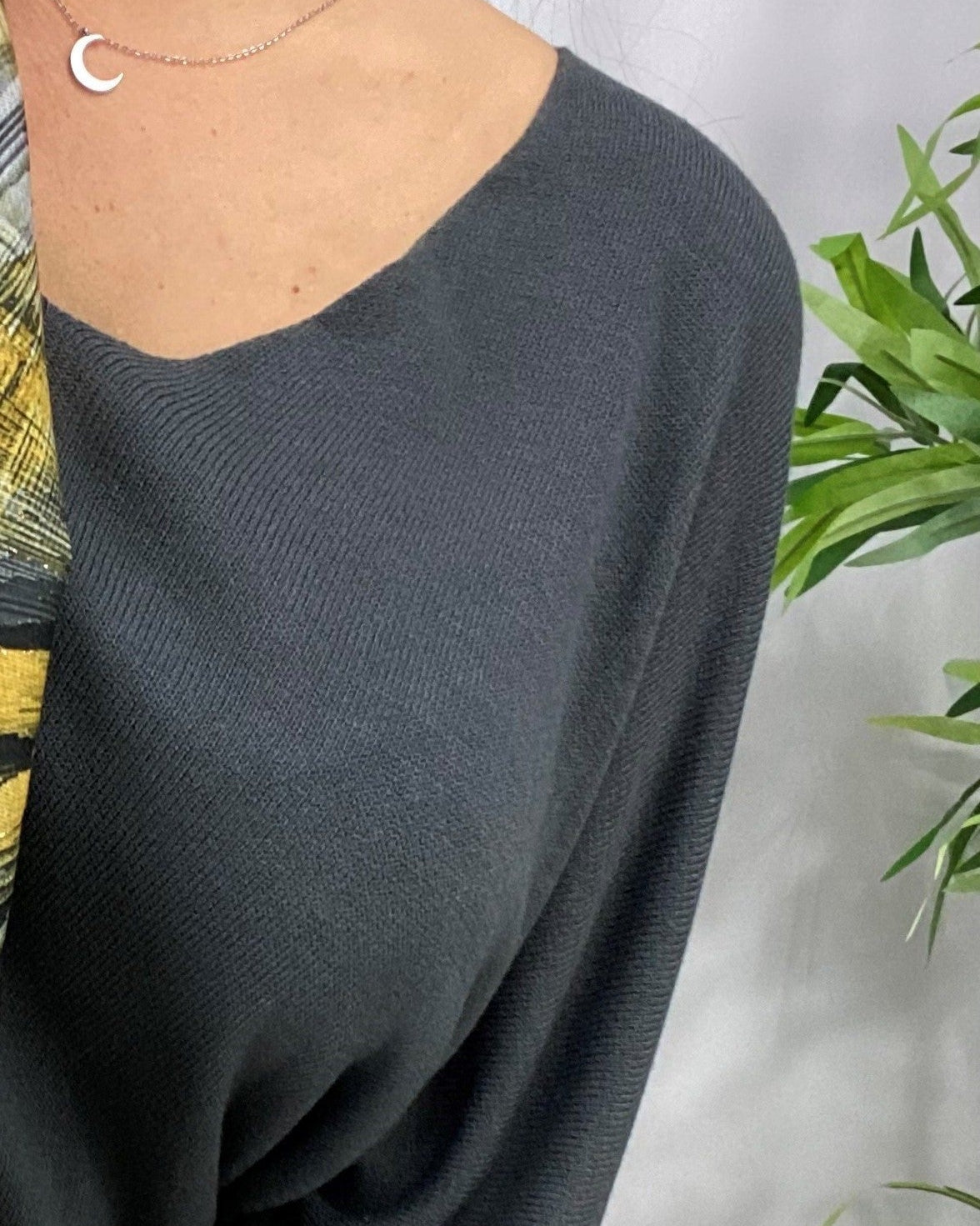 Pull MIREILLE gris col V oversized modal acrylique femme, best-seller ineva