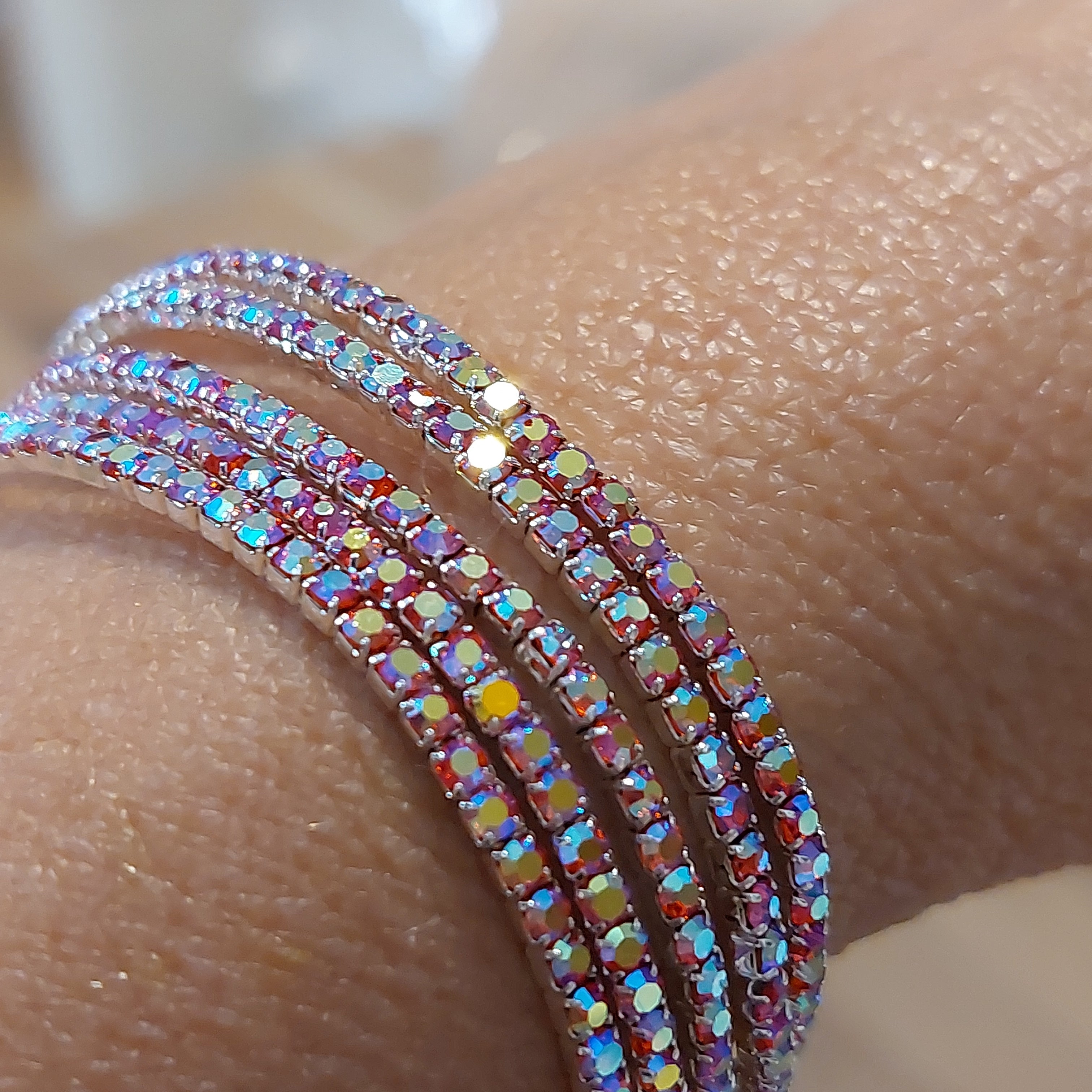 INEVA-BRACELET PIERRES SYNTHÉTIQUE-BRACELET BRILLANT-BRACELET ACIER COULEUR-BRACELET MANCHETTE SUR SAUSSET LES PINS 