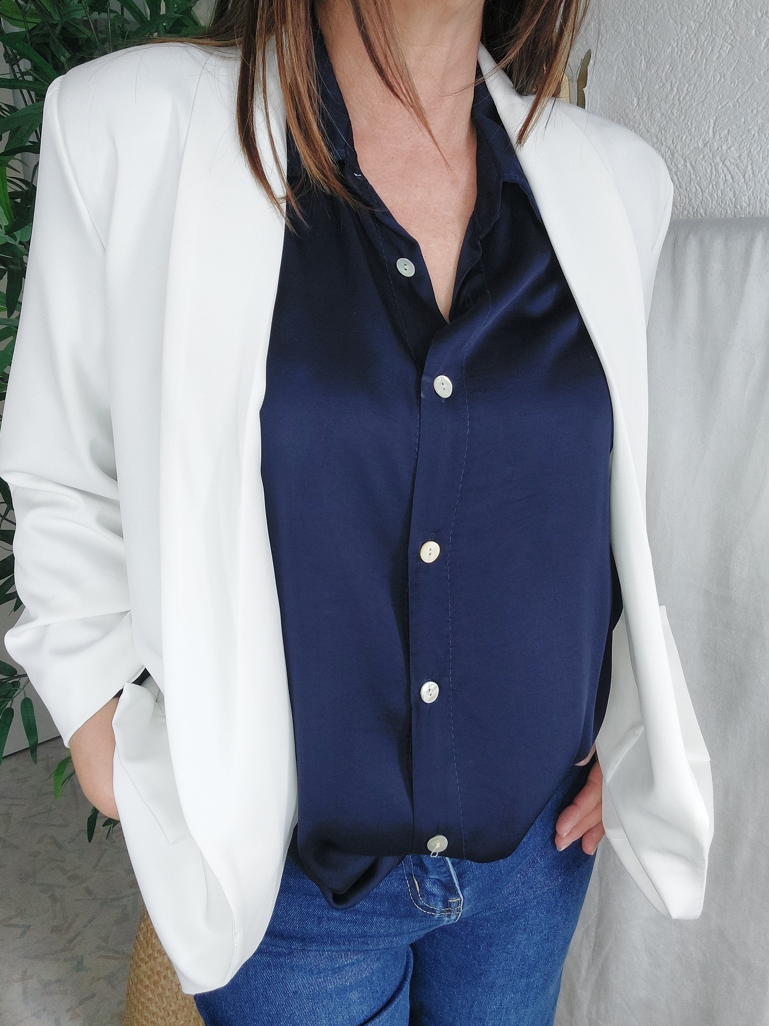 INEVA-BLAZER UNI BLANC-BLAZER POLYESTER OVERSIZED-BLAZER FEMME TAILLE UNIQUE-BLAZER FEMME UNI EPAULETTE-TENDANCE 2024-MUSTHAVE SUR AIX EN PROVENCE