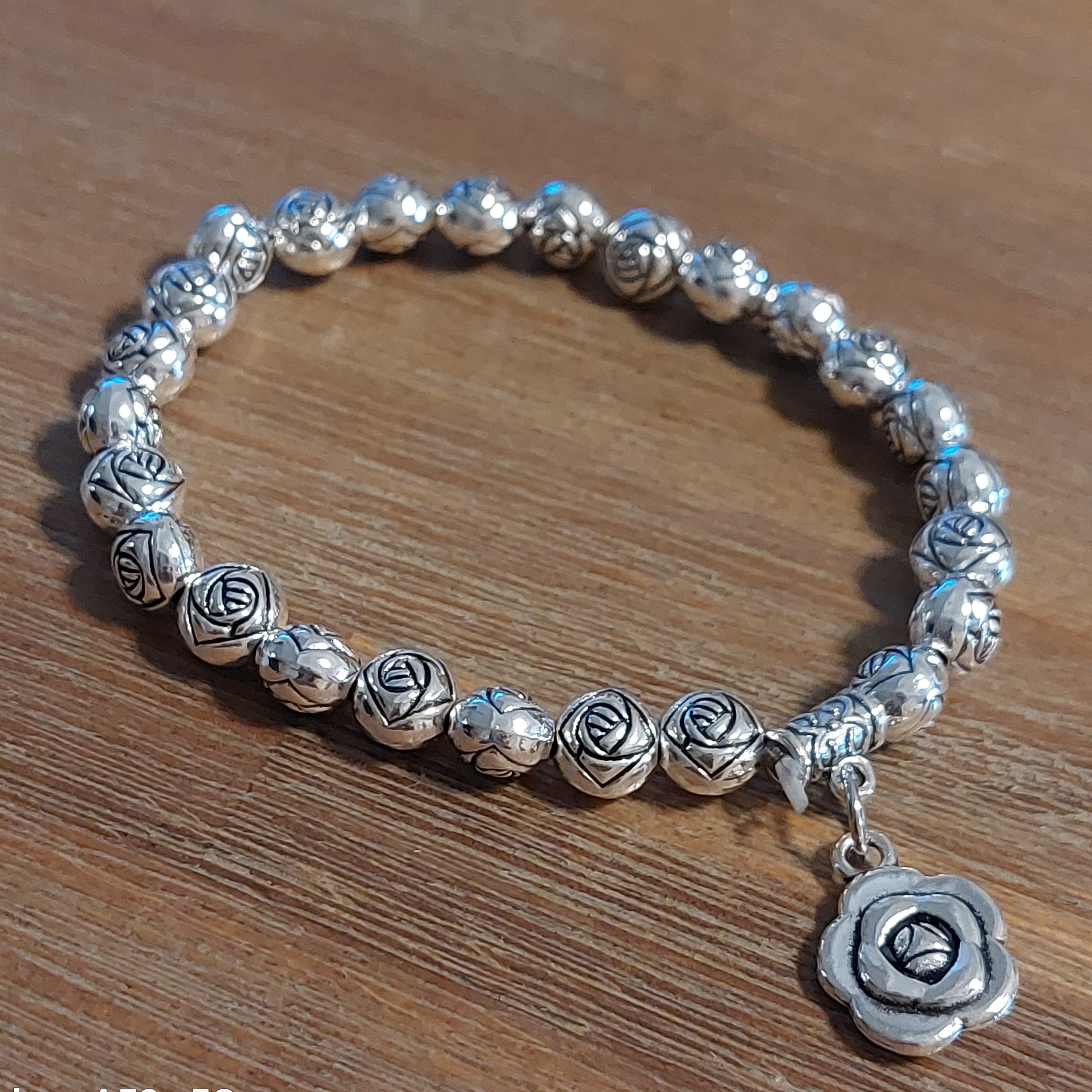 Bracelet Saména Élastiqué Acier avec Pampilles - Manchette Tendance