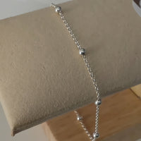 Bracelet Varanasi en argent 925 avec 6 perles délicates - vue principale