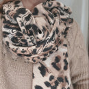 Écharpe Mistral léopard - carré viscose laine 135x135cm motif léopard et bandana beige marron