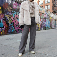 Pantalon large Paul en tweed grège finement rayé - taille haute palazzo avec ceinture style chic
