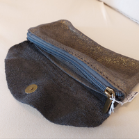 Portefeuille Tomari cuir irisé anthracite ouvert - 2 compartiments zip et pression