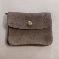 Portefeuille Vendas.n coloris taupe en cuir nubuck doux au toucher