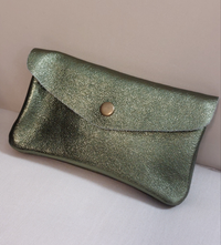 Portefeuille Tomar cuir irisé vert - finition irisée tendance et organisation optimale
