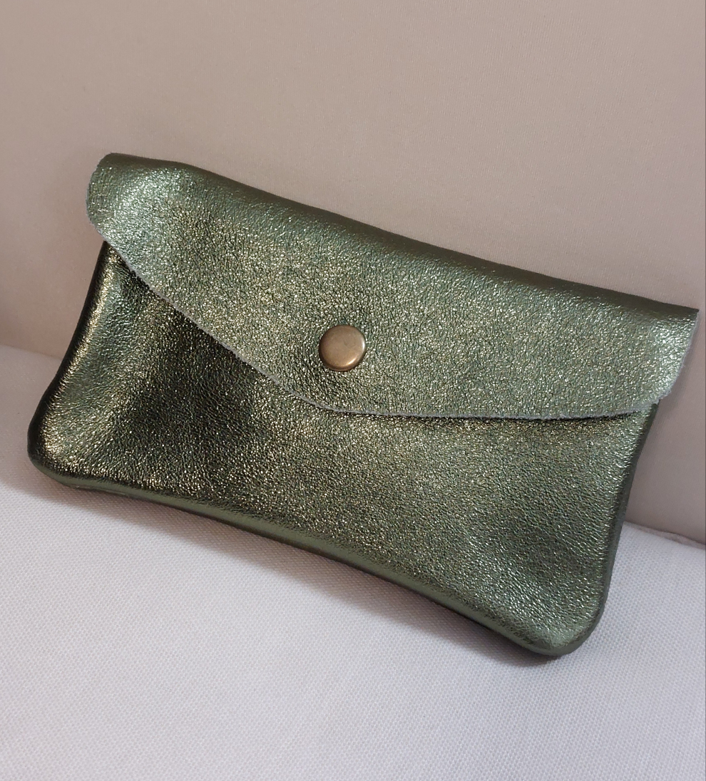 Portefeuille Tomar cuir irisé vert - finition irisée tendance et organisation optimale
