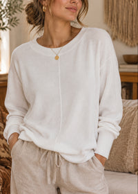 Pull sequins maille fine Felix blanc porté, col bateau
