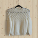 Pull Louis coloris écru détail col rond et maille ajourée