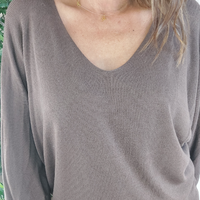 Pull MIREILLE marron col V oversized modal acrylique femme, best-seller ineva