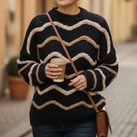 Pull Tarek maille fantaisie avec motif vagues en relief - mohair doux et style original made in Italy
