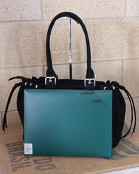 Grand Sac Milan nubuck synthétique noir avec pochette de cours A4 devant — capacité 3-4 cahiers A4, sac de cours spacieux, 45x27x10 cm — ineva
