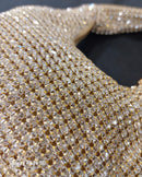 Détail matière strass du Sac Pepa mini bourse — strass brillants multireflets, effet bijou glamour, sac soirée — ineva
