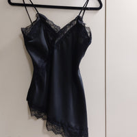 Top Bretelles Diego — Satin & Dentelle Bas Asymétrique