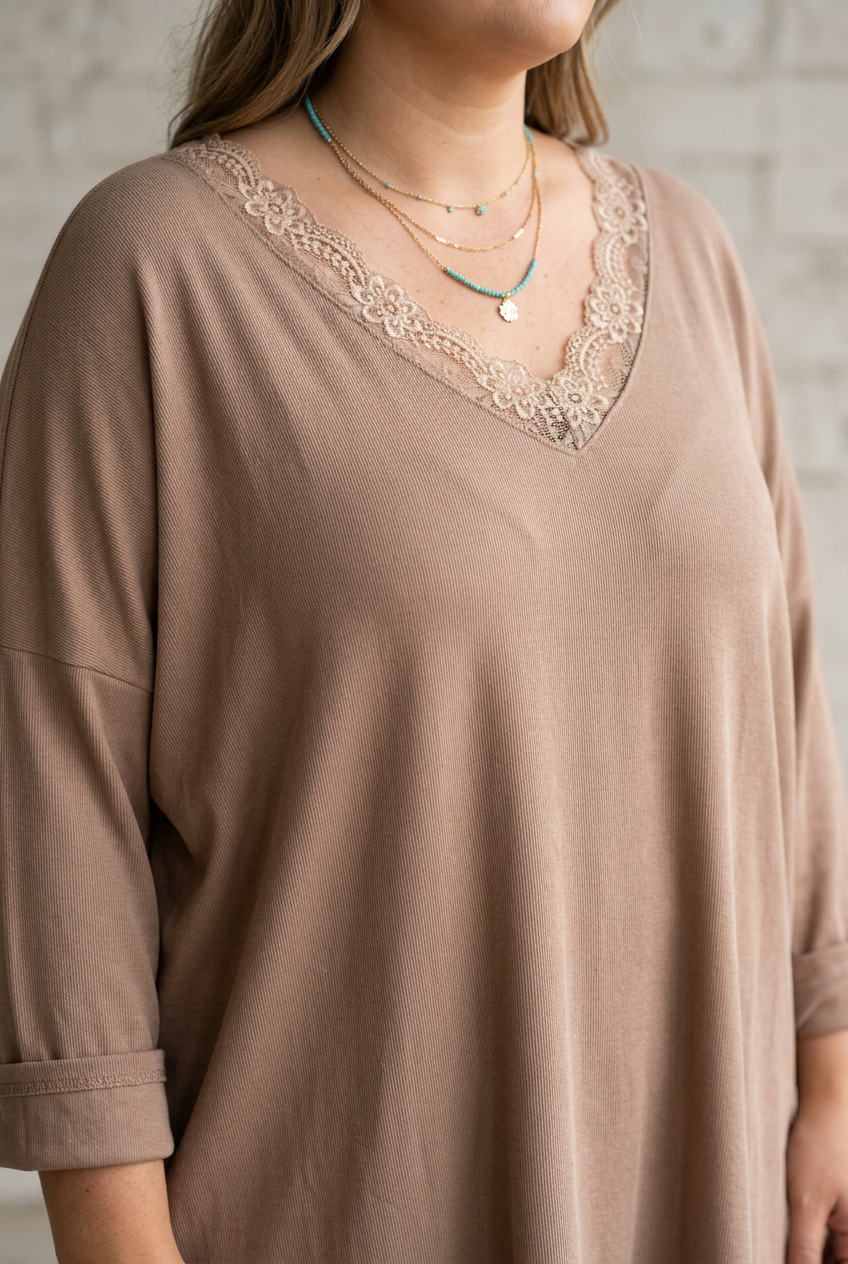 Top Grande Taille Jim — 42/50 Col V Dentelle Maille Fine