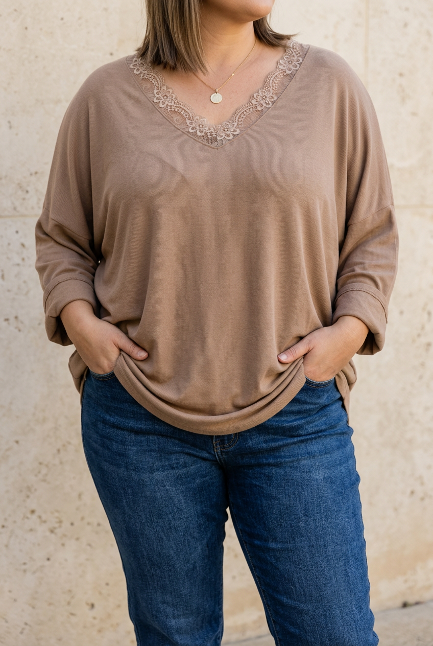 Top Grande Taille Jim — 42/50 Col V Dentelle Maille Fine
