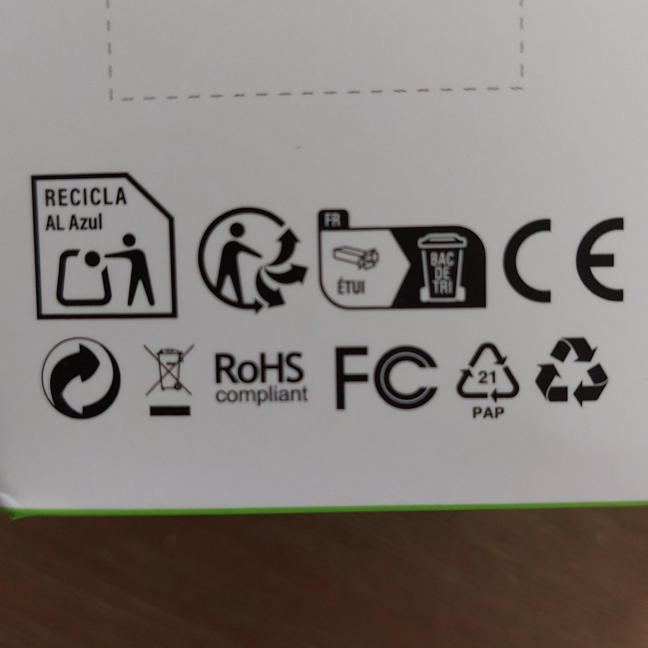 Ventilateur Brumisateur Main Pnoé — 3 Vitesses Rechargeable USB-C Anti-Canicule
