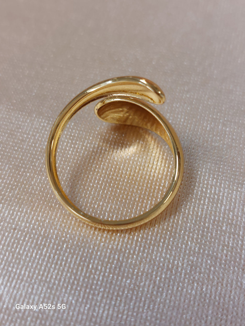 Bague Quito – Bague Dorée Réglable en Acier Inoxydable Double Virgule