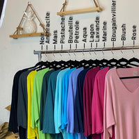 Pull MIREILLE 20 coloris disponibles : marine, blanc, bleu, vert, noir, beige